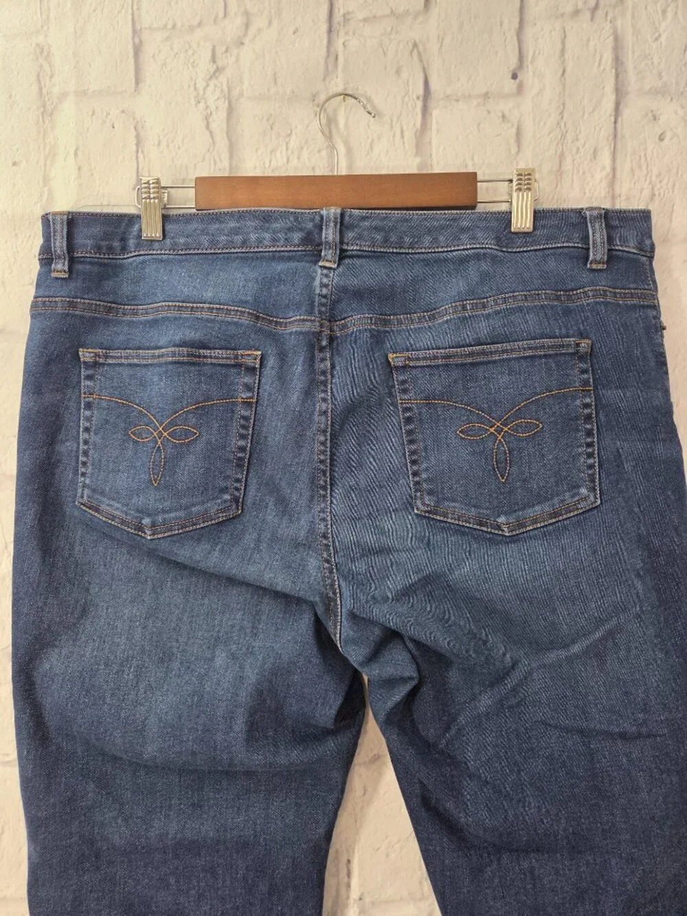 Chaps Denim 20W Medium Wash Denim Blue Faded Straight Leg Mid Rise Jeans